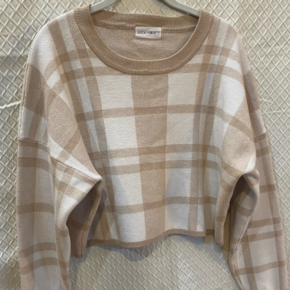 Luca + Grae Cropped Plaid Sweater. Long Seeve. Cream and tan colors. Large.